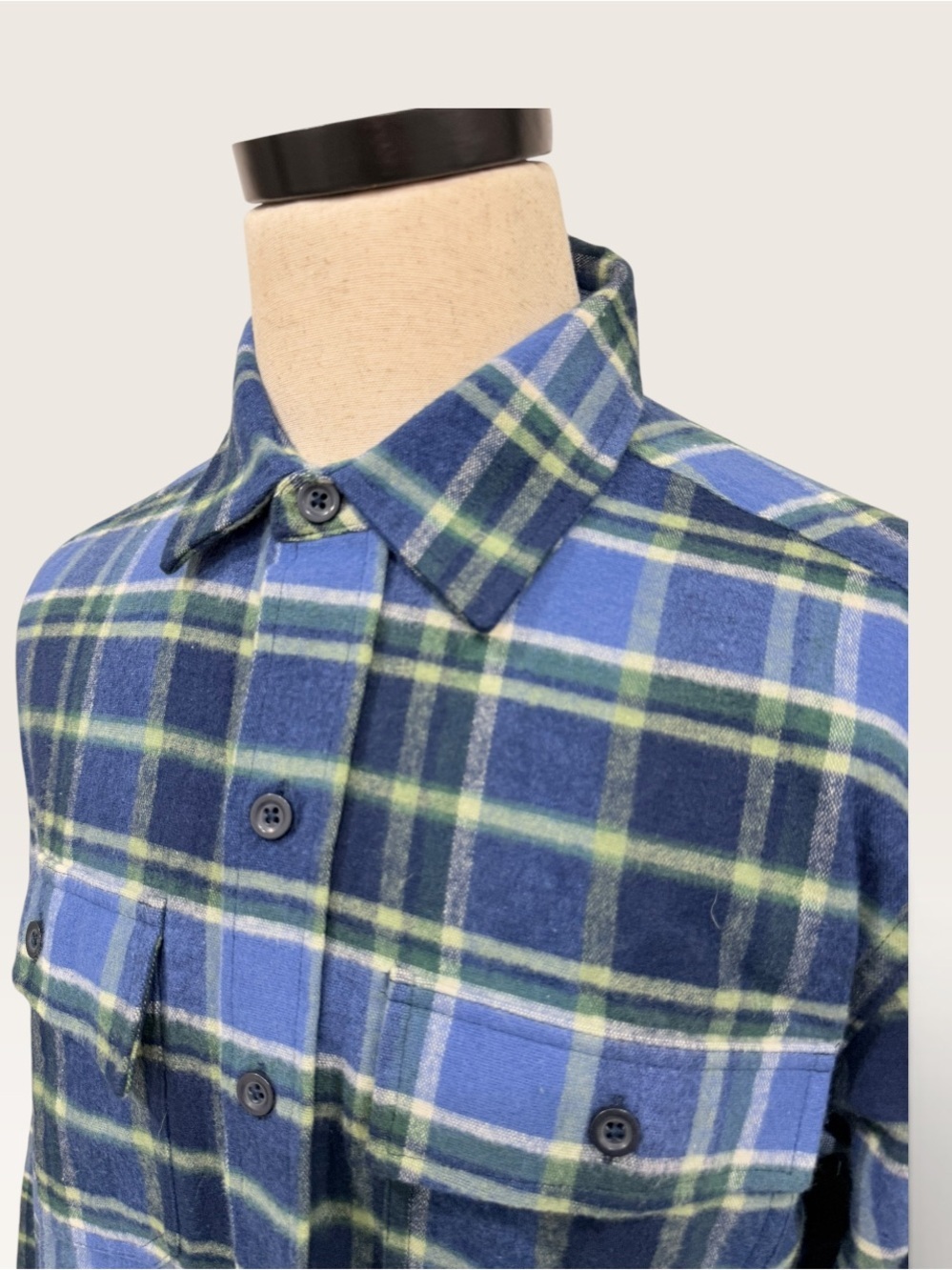 L.L.Bean Flannel Shirt Men's Chamois Traditional Fit Plaid Deep Blue NWT - Picture 4 of 13